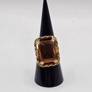 Sarah Coventry‎ Ring Goldtone Amber Tone Stone Size 6.5 Women vintage